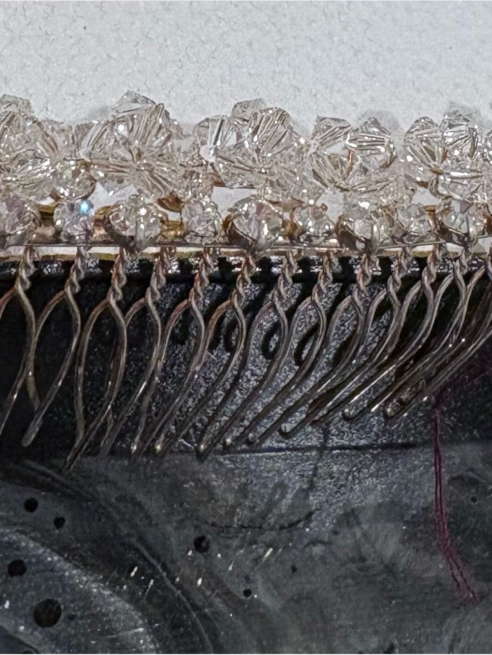 Crystal Hair Comb Accessory in Clear/Silver